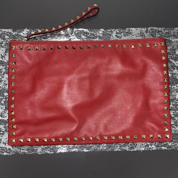 Valentino Garavani Rockstud Clutch - Picture 4 of 4